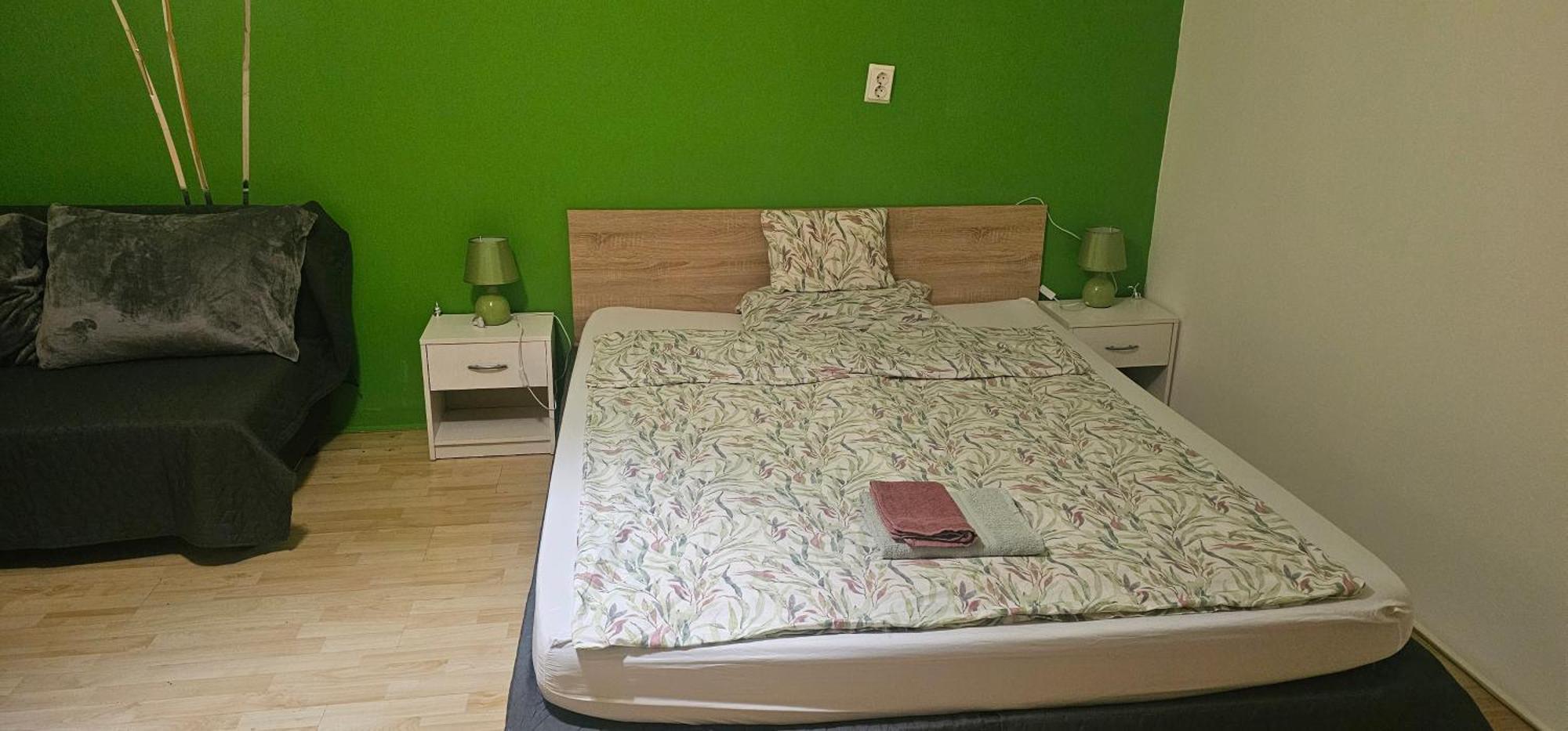 Zizi Apartment *